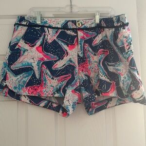 Lilly Pulitzer shorts dog free smoke free home